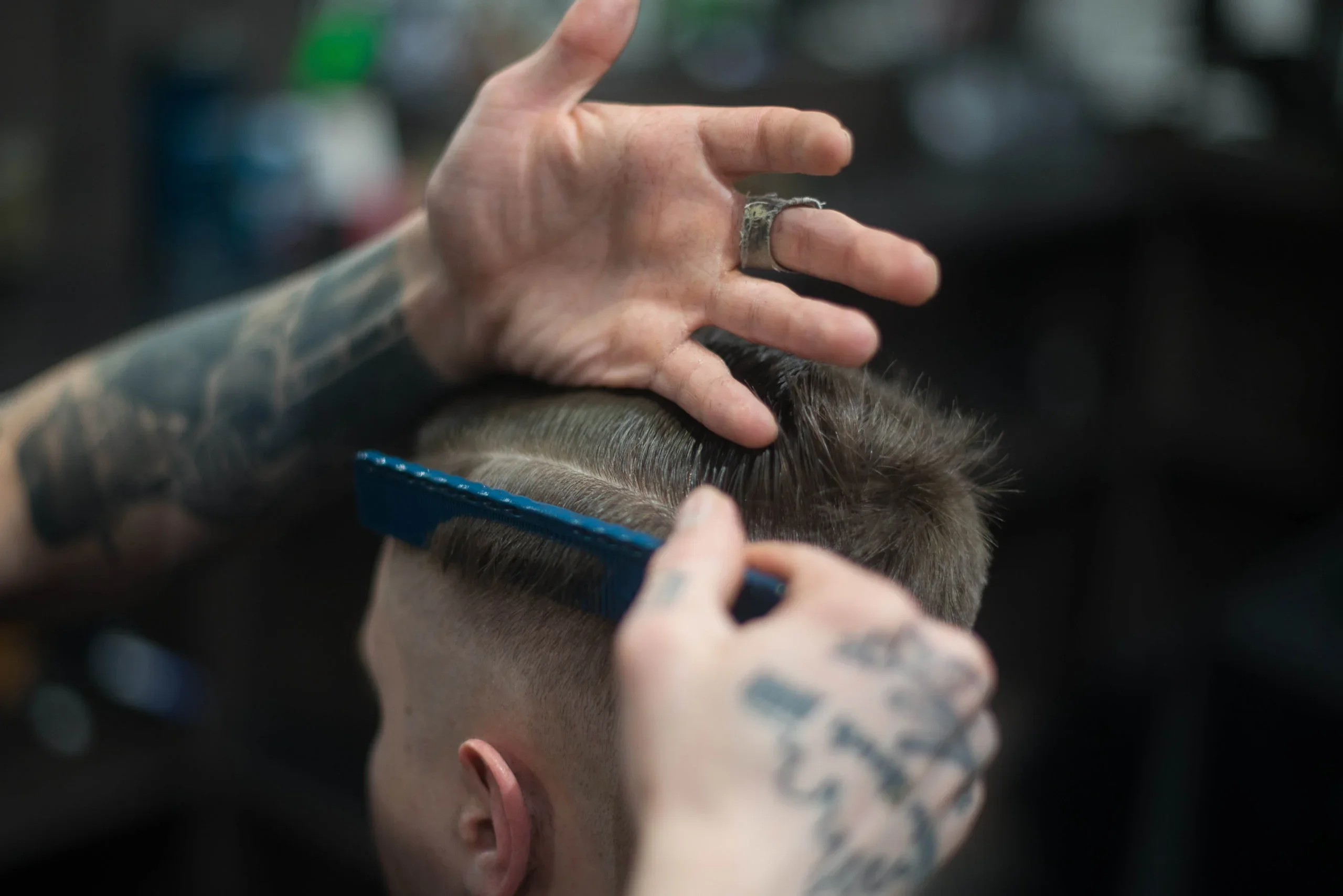 Haarstyling-Trends 2025: Von sleek looks bis textured waves in Wien